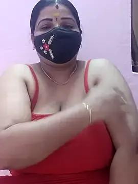 lathikaqueentamil on StripChat