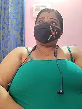 lathikaqueentamil on StripChat