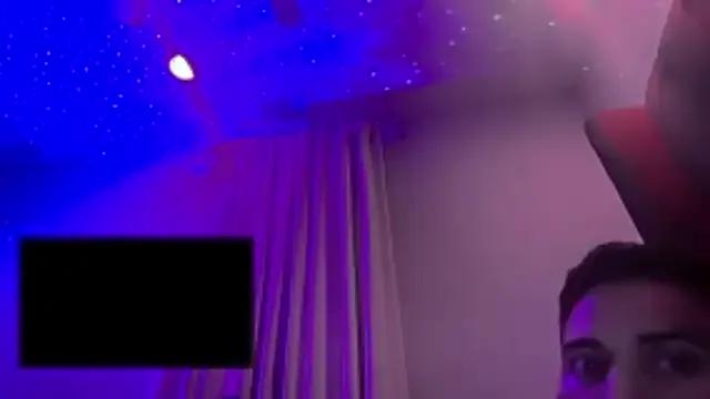 latinpeaches on StripChat