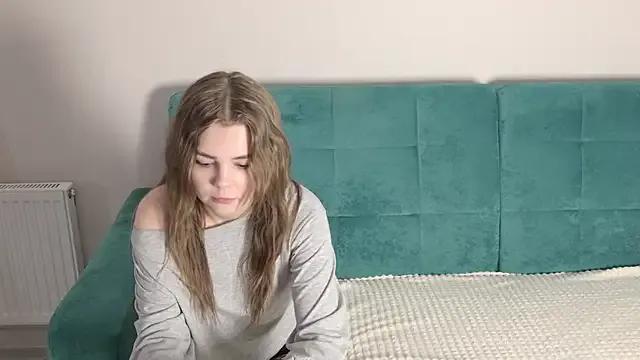 LeksaLove on StripChat