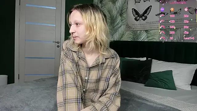 Lexy-Woorhez on StripChat