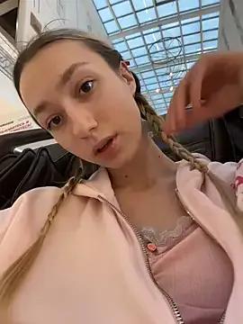 Lia__Love on StripChat