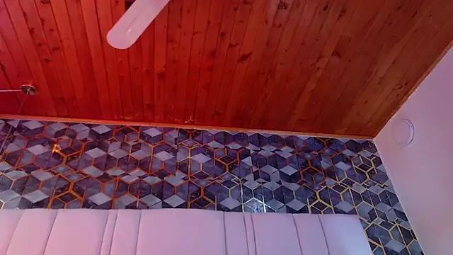 lia_mariana on StripChat