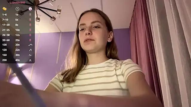 LinaMoonBlessed on StripChat