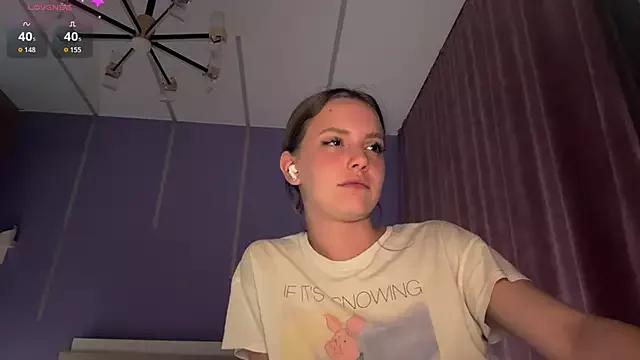 LinaMoonBlessed on StripChat