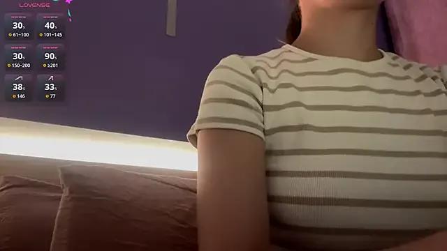 LinaMoonBlessed on StripChat