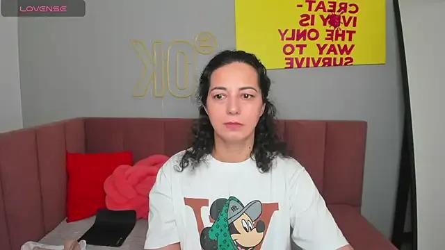 Linda_Insatiable on StripChat