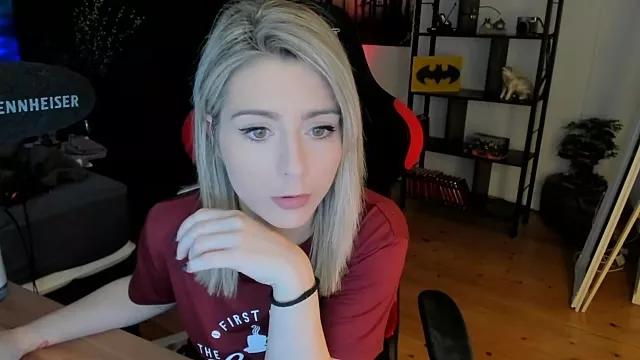 Lisaonthemoon on StripChat