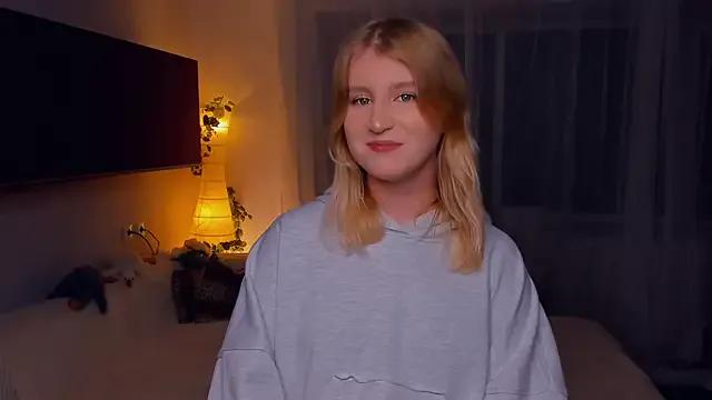 LisaRais on StripChat