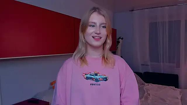 LisaRais on StripChat