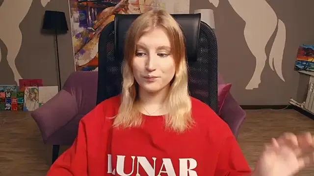 LisaRais — jump 5 times