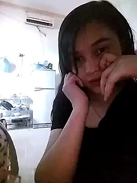 Lissa_xinh09 on StripChat