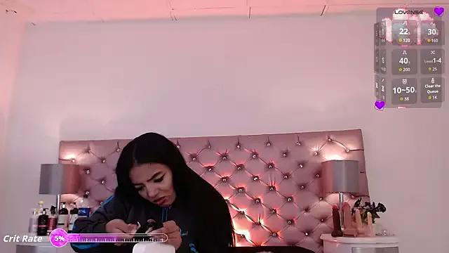 Liv20_ on StripChat