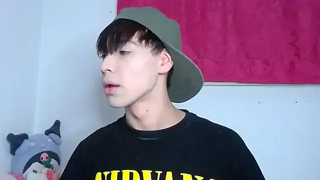 lucky_stricke on StripChat