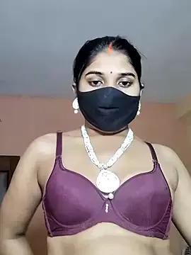 Luv_Adite20 on StripChat