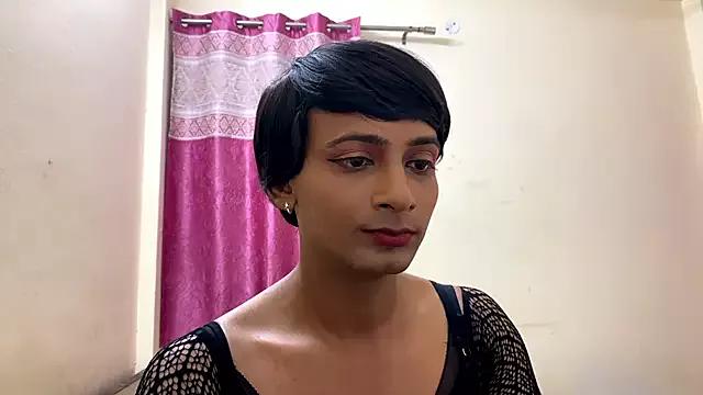 LuvLayla on StripChat