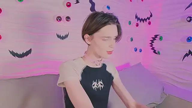 madi_snow on StripChat