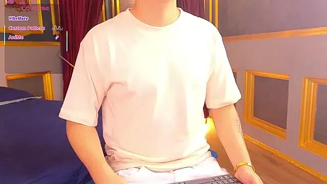 MarcoVitto on StripChat