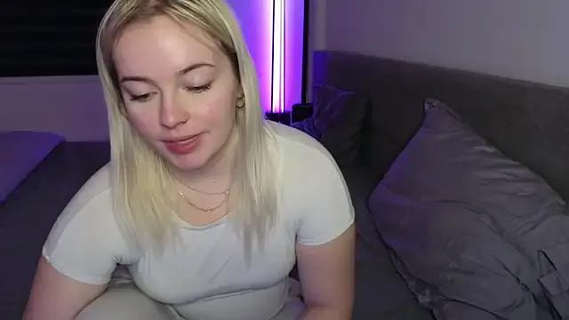 margot_robbie7 on StripChat