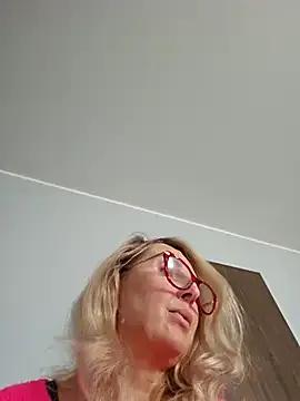 MariaRichi_ on StripChat