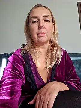 MariaRichi_ on StripChat