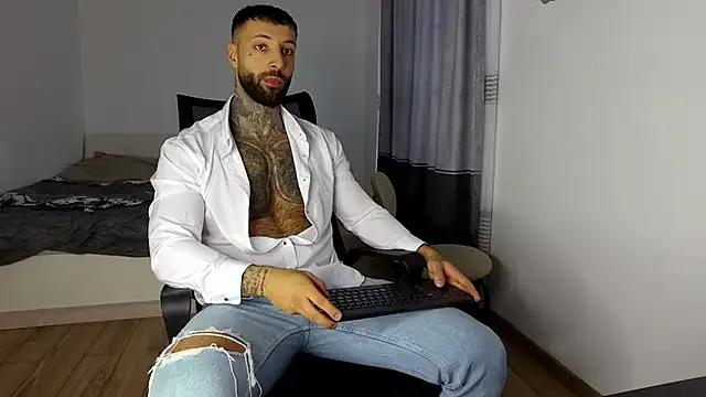MasculineGuy99 on StripChat