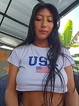 Mavi_roouse_ on StripChat