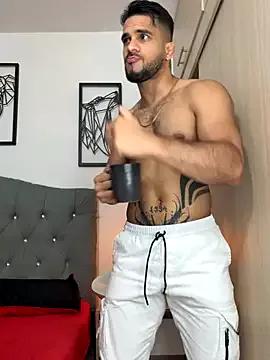 Maximiliano_ford on StripChat