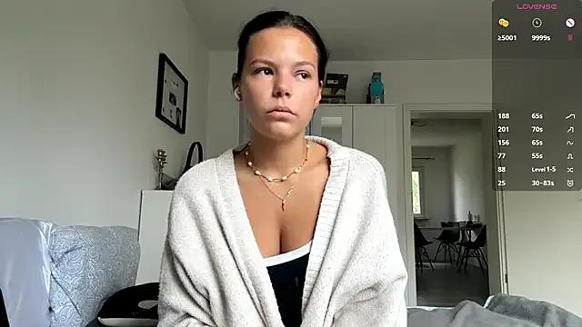 MaydaCornwall on StripChat