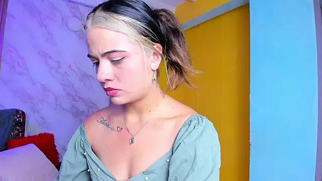 Megan_blue7 on StripChat