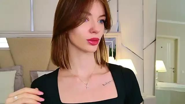 MeganMour on StripChat