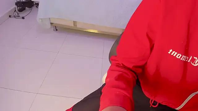 Meghan_stonne_ on StripChat