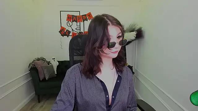 MeLLSawertyq on StripChat