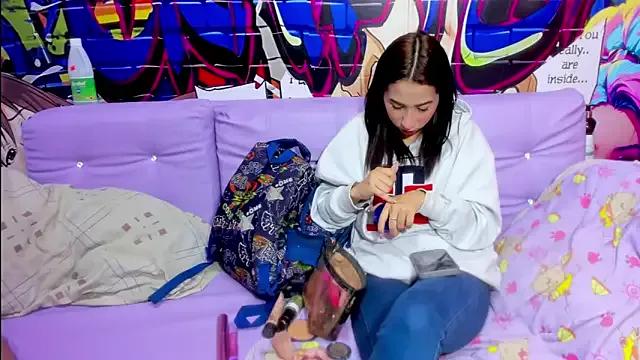 miacam-hot on StripChat