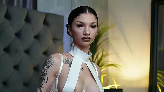 MiamiCoffee on StripChat