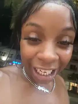 miamiworld on StripChat