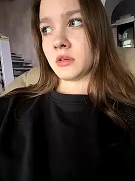 MichelleRoux on StripChat