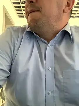 Mike8523 on StripChat