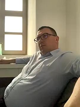 Mike8523 on StripChat