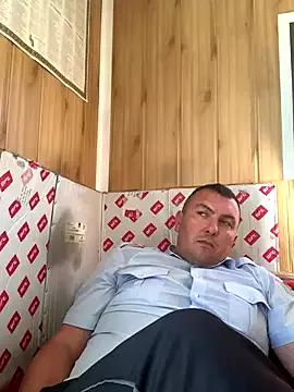 Mike8523 on StripChat