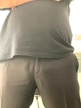 Mike8523 on StripChat