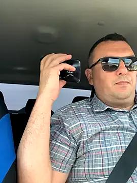 Mike8523 on StripChat