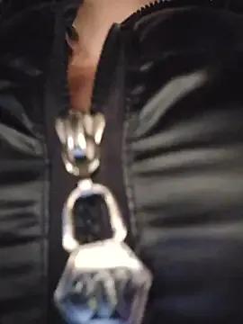 MILFBARBY on StripChat