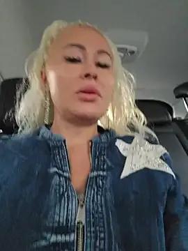 MILFBARBY on StripChat