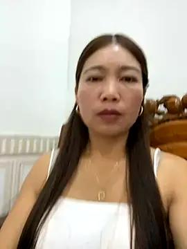 Milky-milk on StripChat