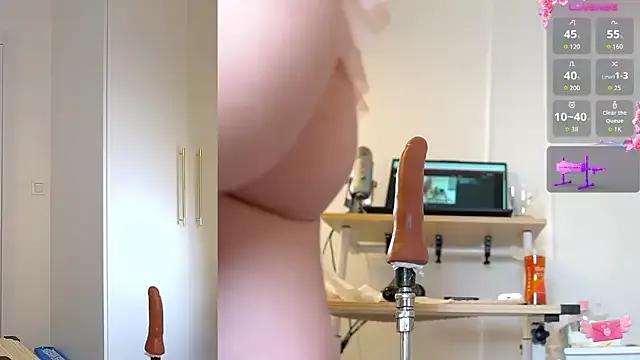 Miss69Ri99 on StripChat