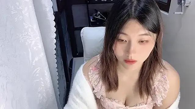 mmmooo808 on StripChat