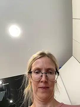 MollyStory on StripChat