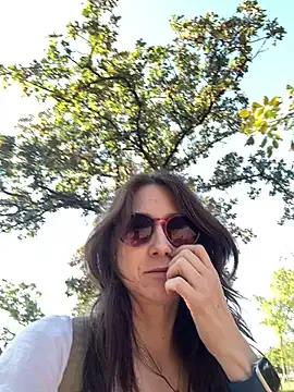 MommyGoddessL on StripChat