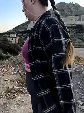 Mona_Plus on StripChat